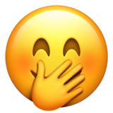 Gezicht met hand over de mond