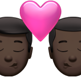 kus: man, man, donkere huidskleur