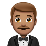 man in smoking: getinte huidskleur