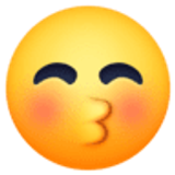 Kussend gezicht met gesloten ogen - Facebook