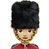 vrouwelijke wachter: lichtgetinte huidskleur