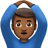 man die OK-gebaar maakt: donkergetinte huidskleur