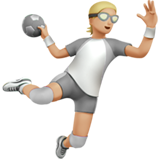 persoon die handbal speelt: lichtgetinte huidskleur